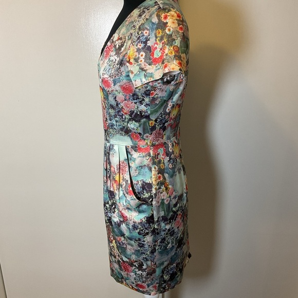 19. H&M Blue and Pink Ruched Peplum Mini Dress Size unknown see description - Picture 7 of 8